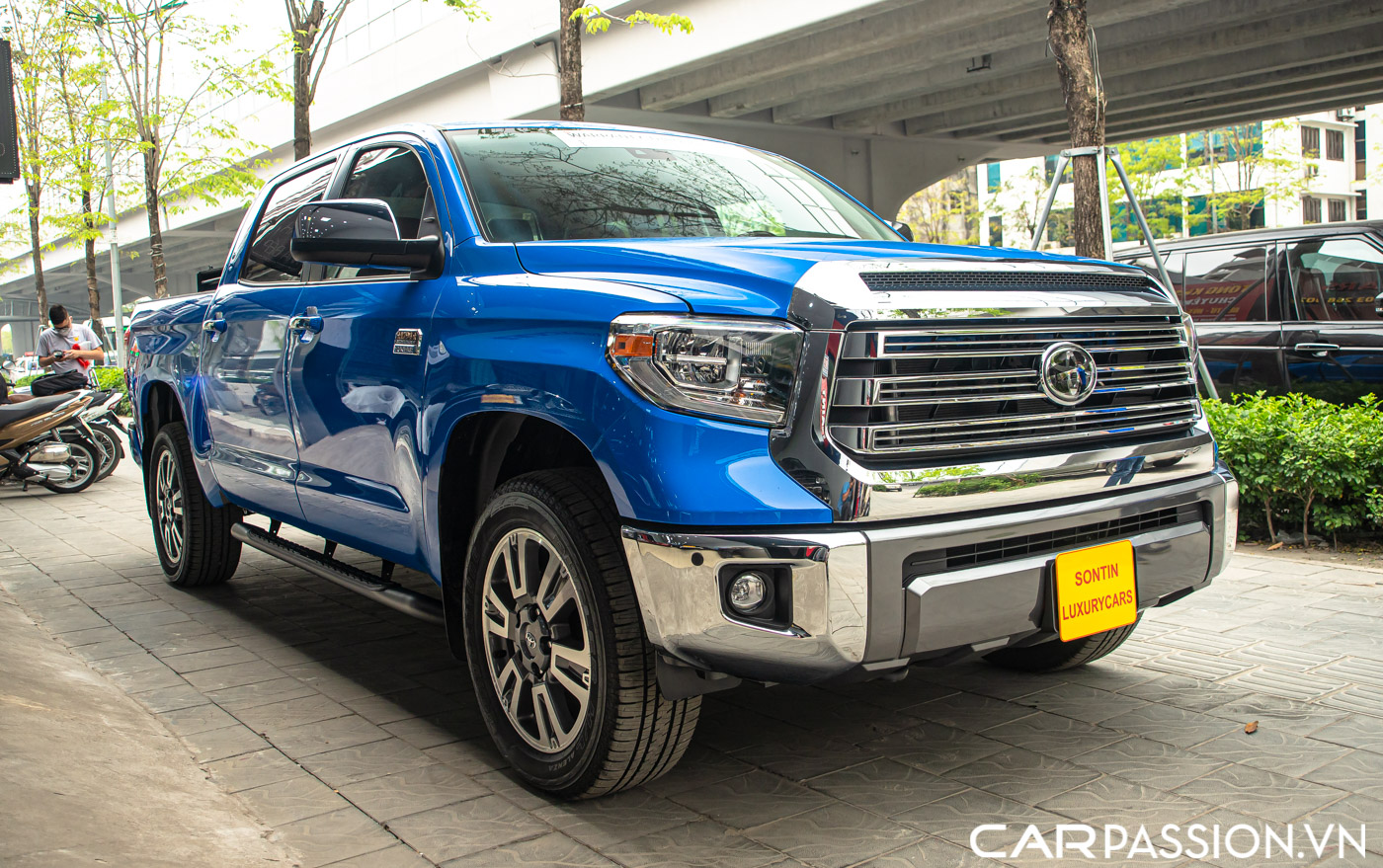 Toyota Tundra (24).JPG