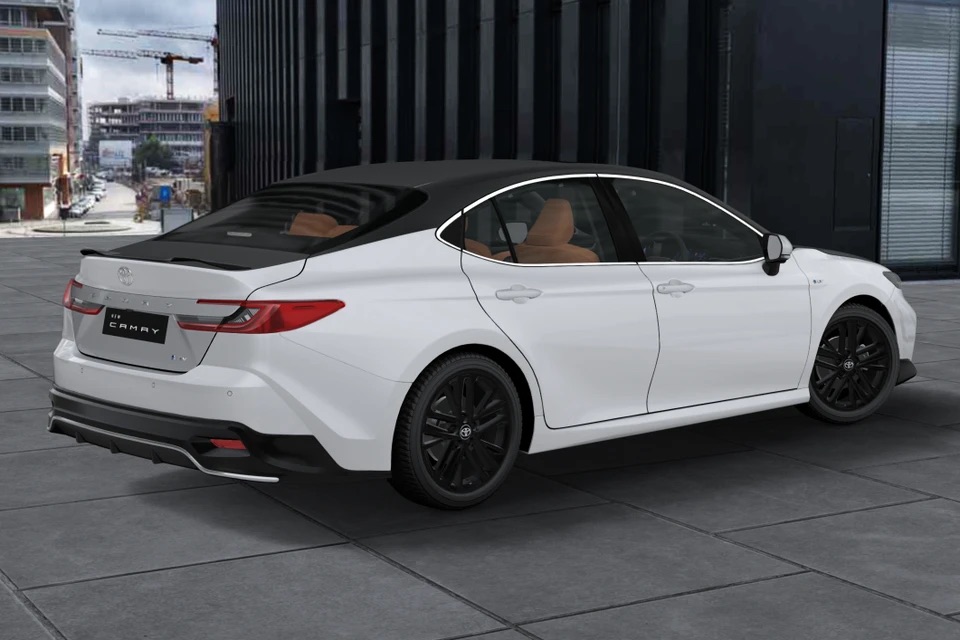 Toyota_Camry_Sprint_Edition_9.jpeg