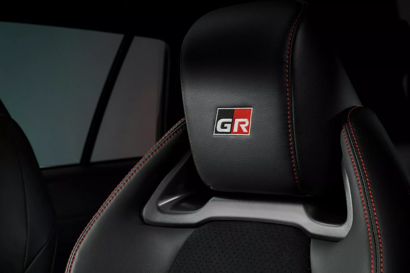 Toyota_Corolla_Cross_GR_Sport_17 (Large).jpeg