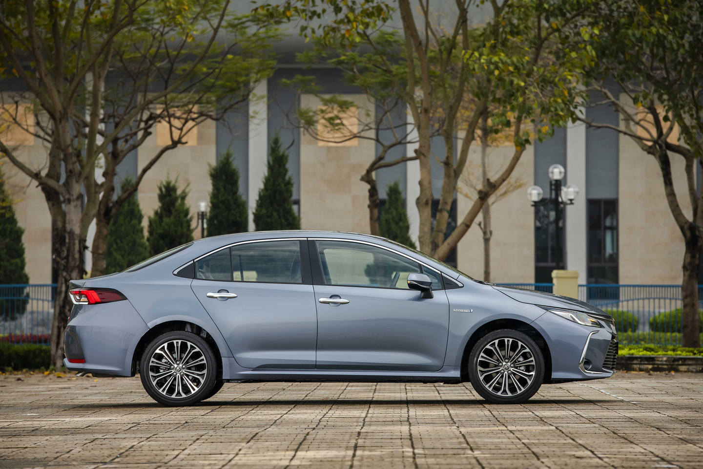 toyota_corollaaltis_2022_vn_01.jpg
