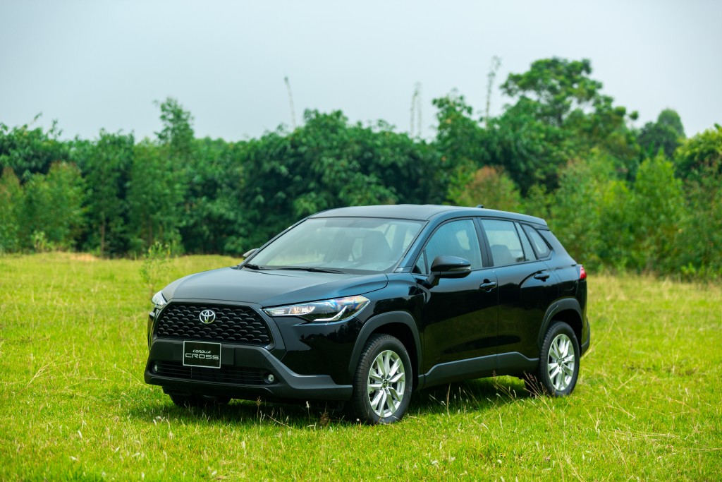 toyota_corollacross.jpg