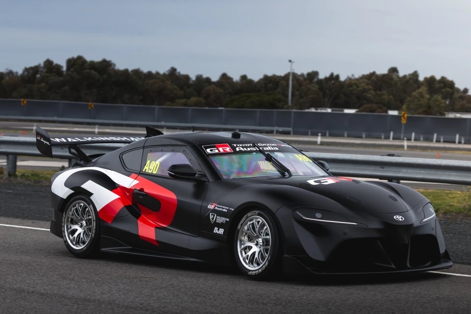 Toyota_GR_Supra_V8_7.jpeg