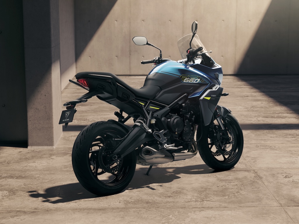 Trident 660-Triumph-anh-8.jpg