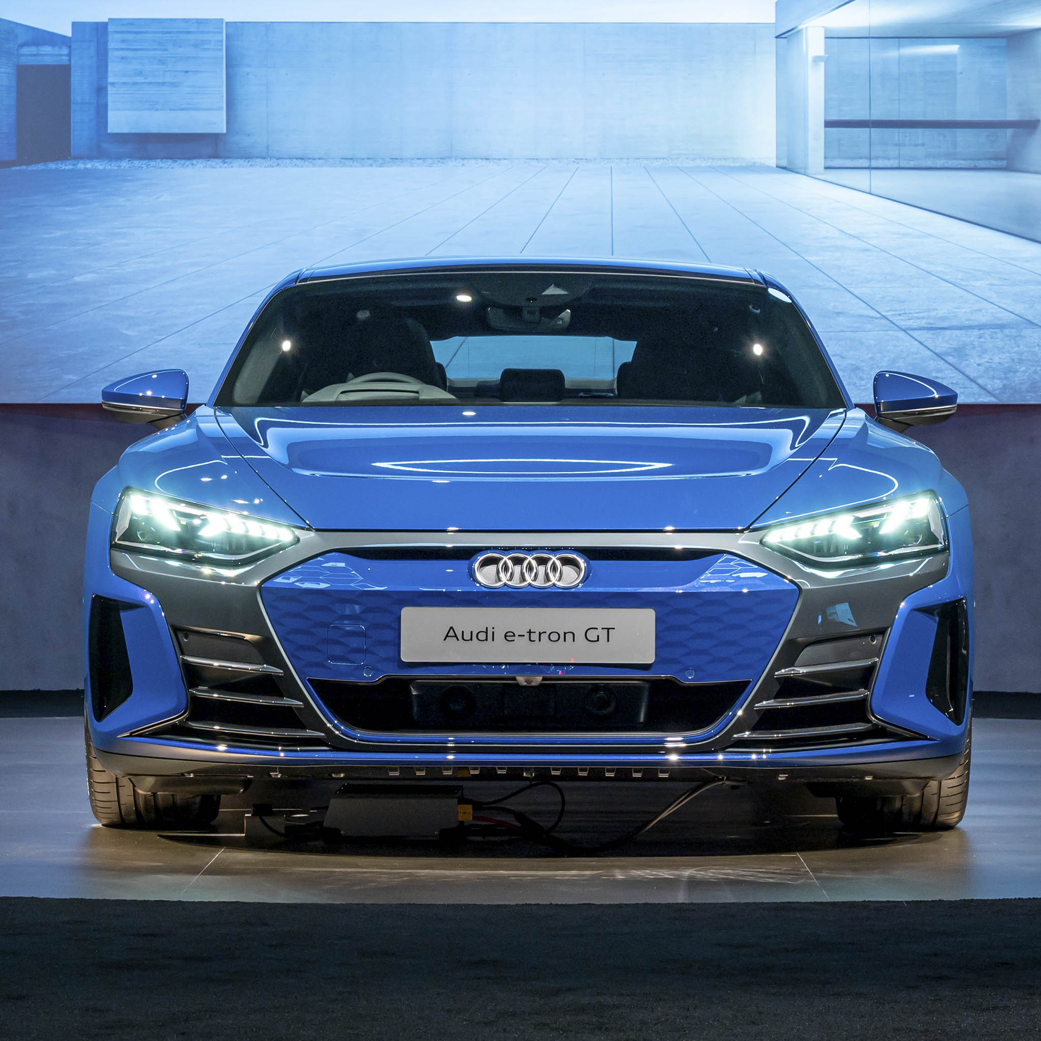 trung-bay-Audi-sing-anh-_3.JPG