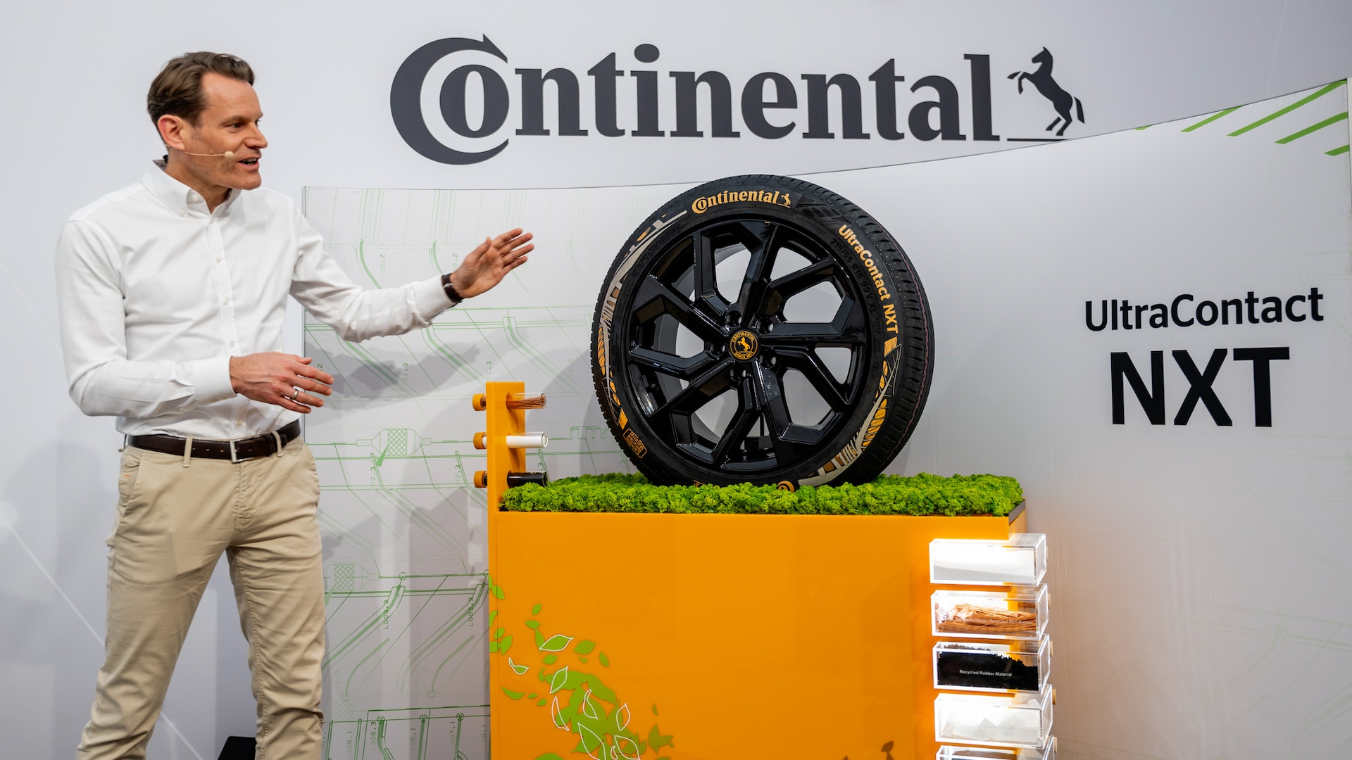 UltraContact-NXT-sustainable-tire.jpg