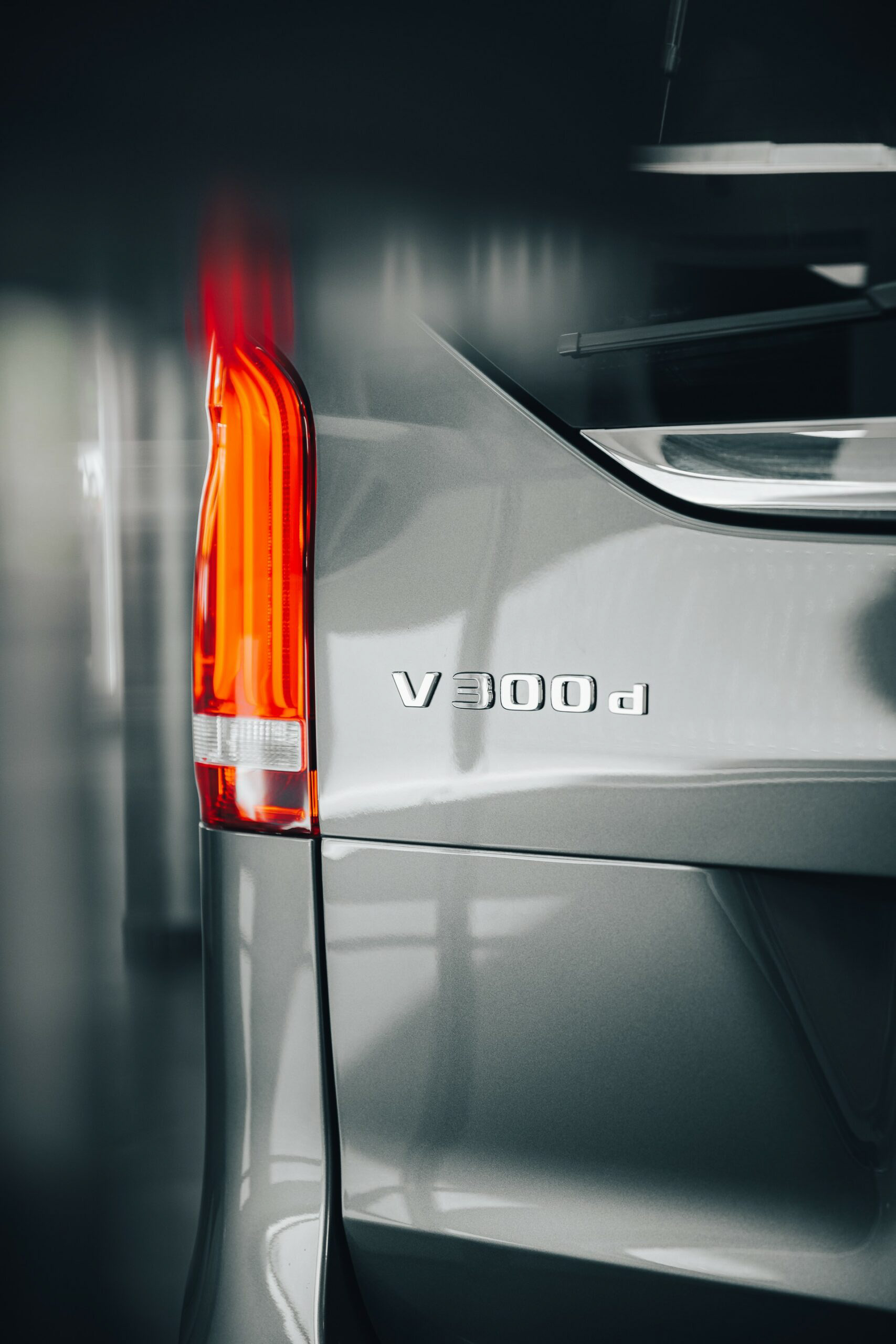 VATH Mercedes V300d (6).JPG