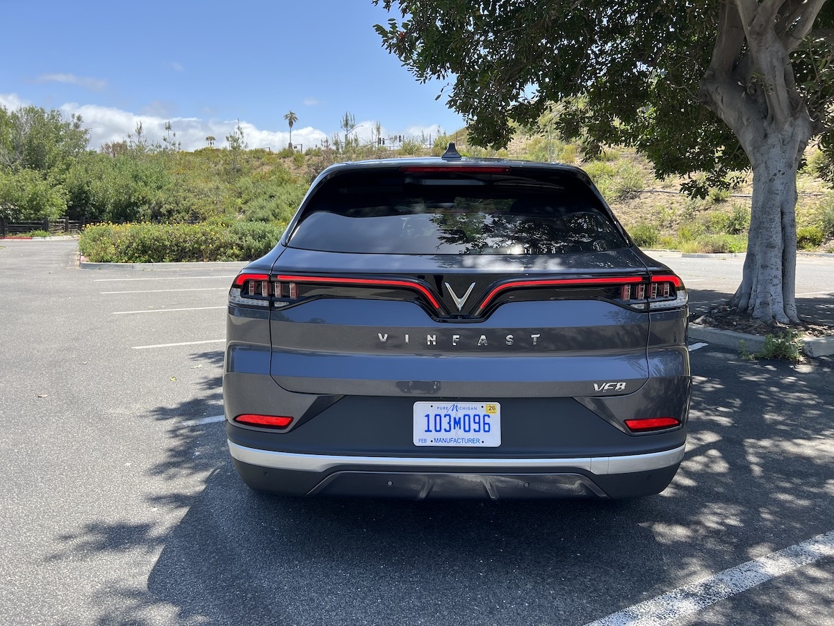 vf-agirlguidestocars-vf8-02.jpg
