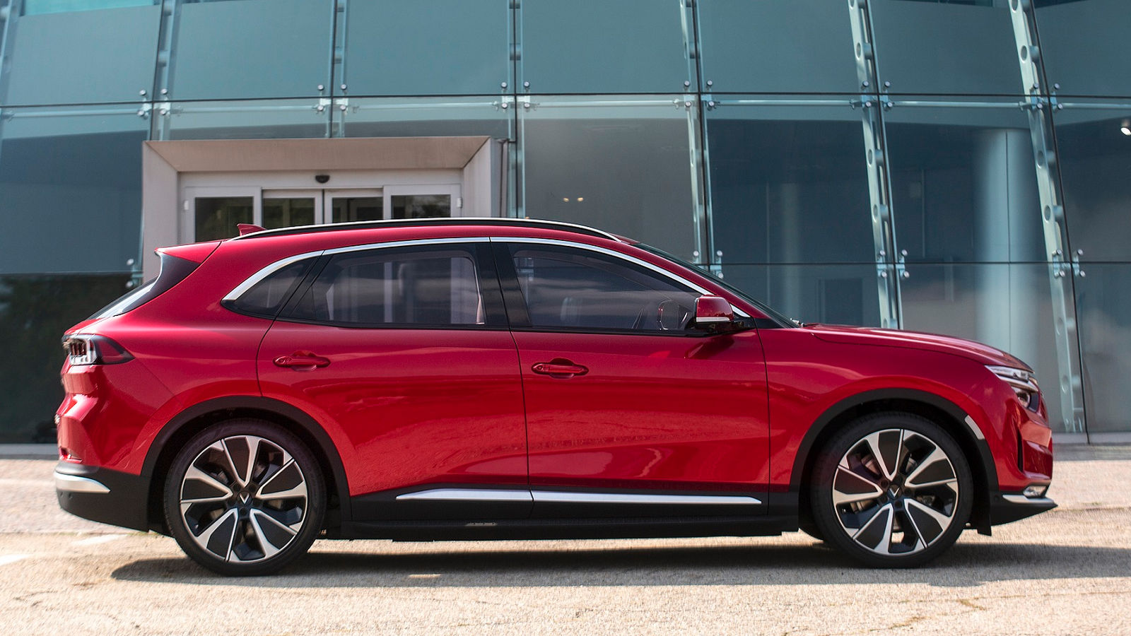 vf_autonewscanada_01.jpg