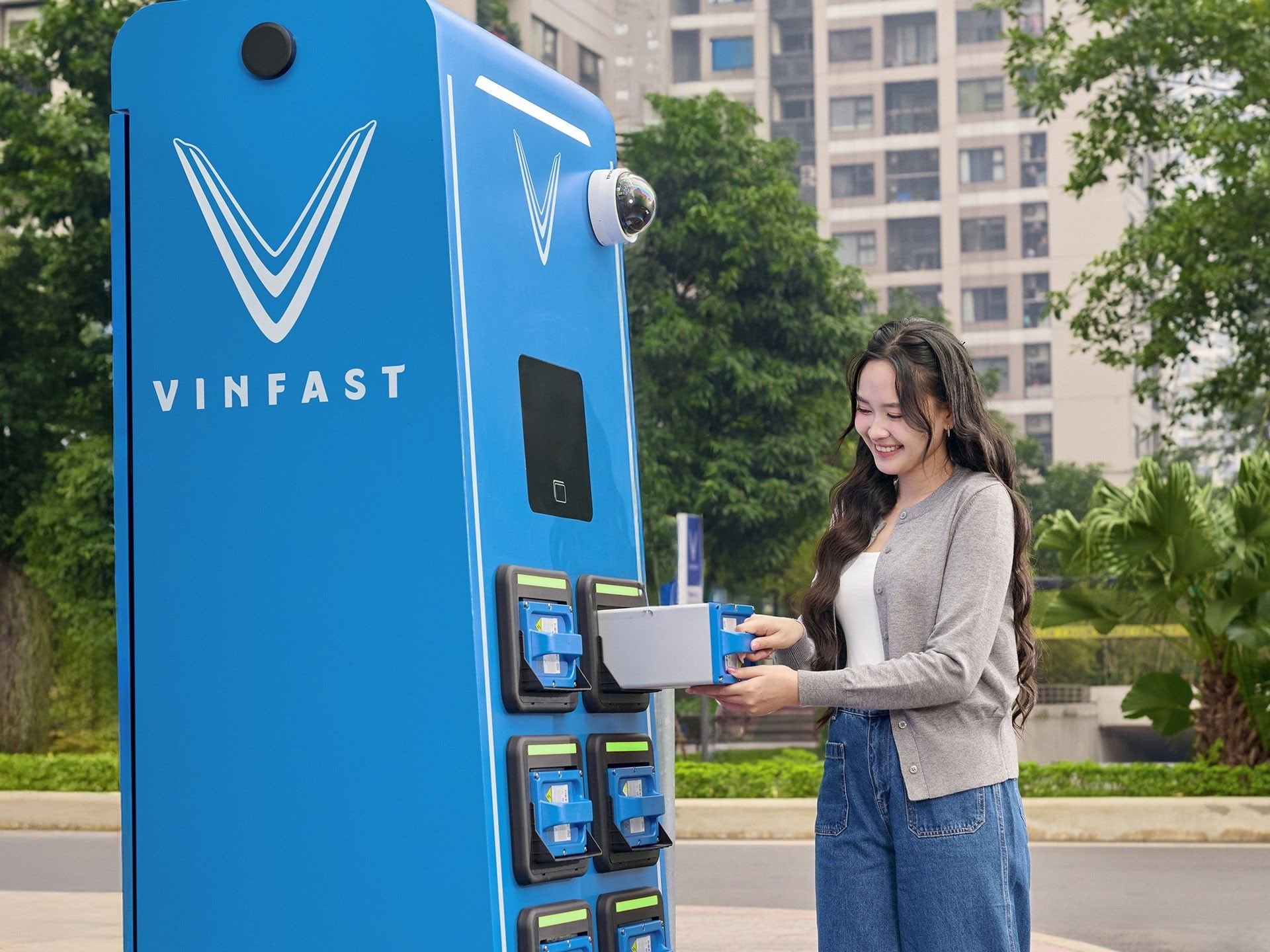 vinfast-evnhanoi-tram-sac-dien-anh-2.jpg