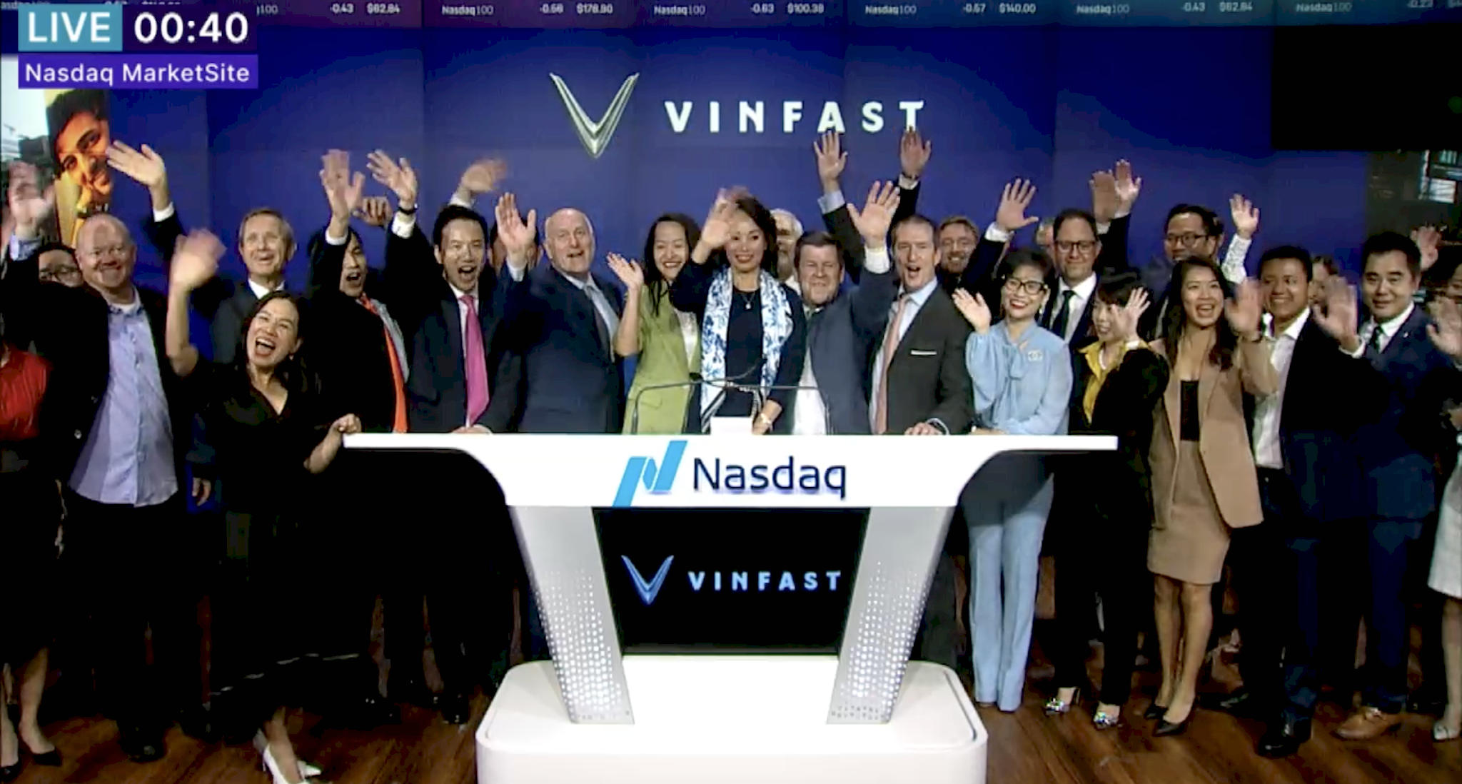 vinfast-nasdaq-03.jpg