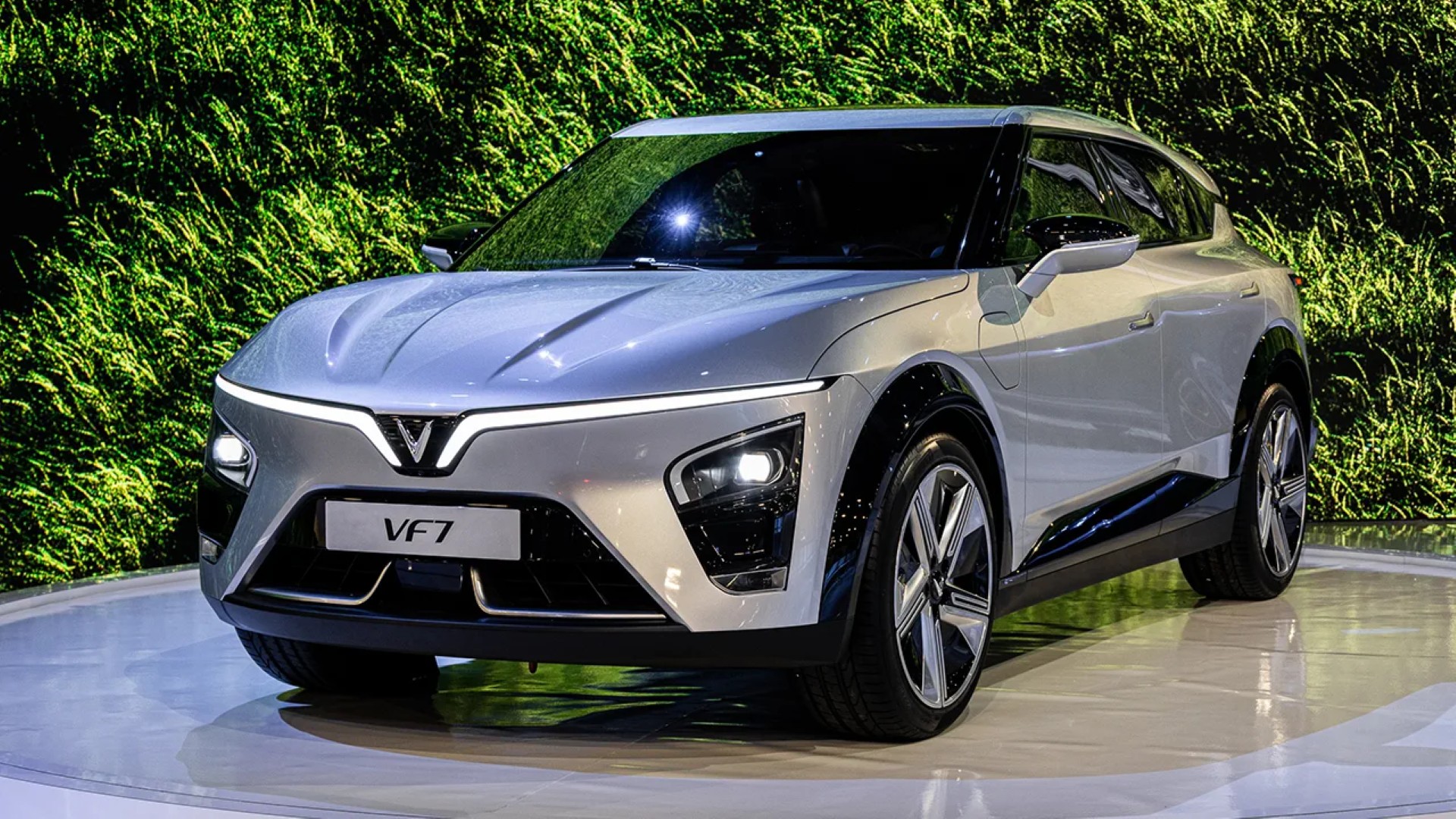 vinfast-vf7-anh- (1).jpeg