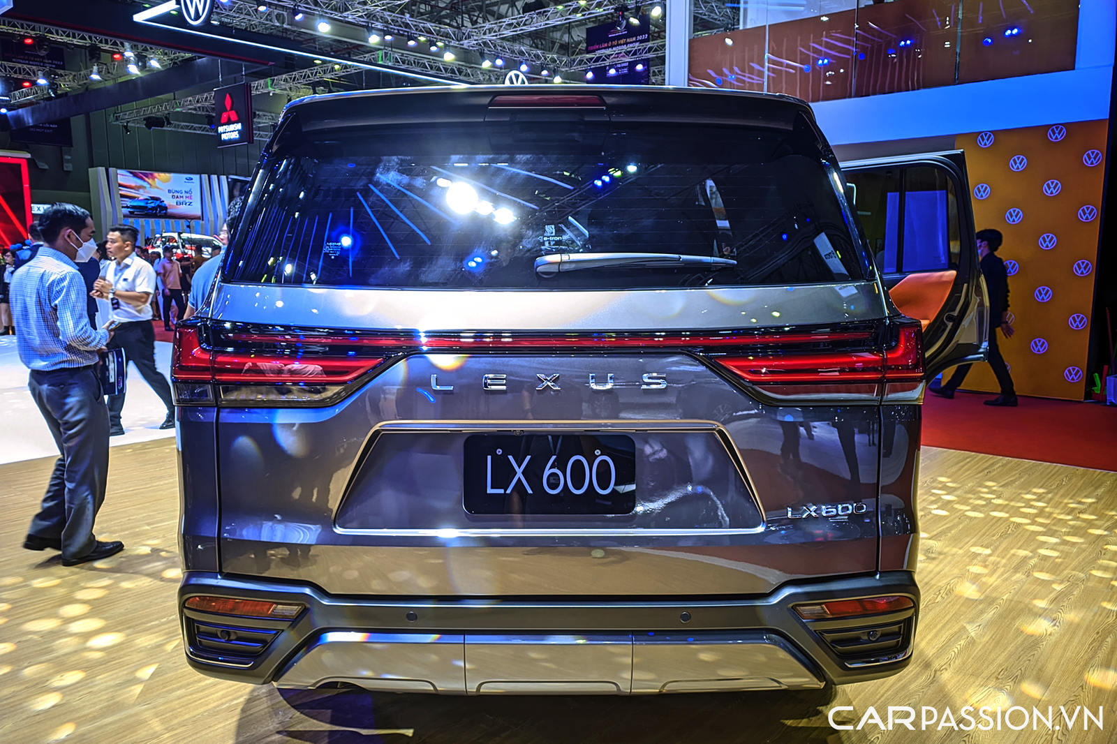 vms2022-lexus-lx600-02.jpg