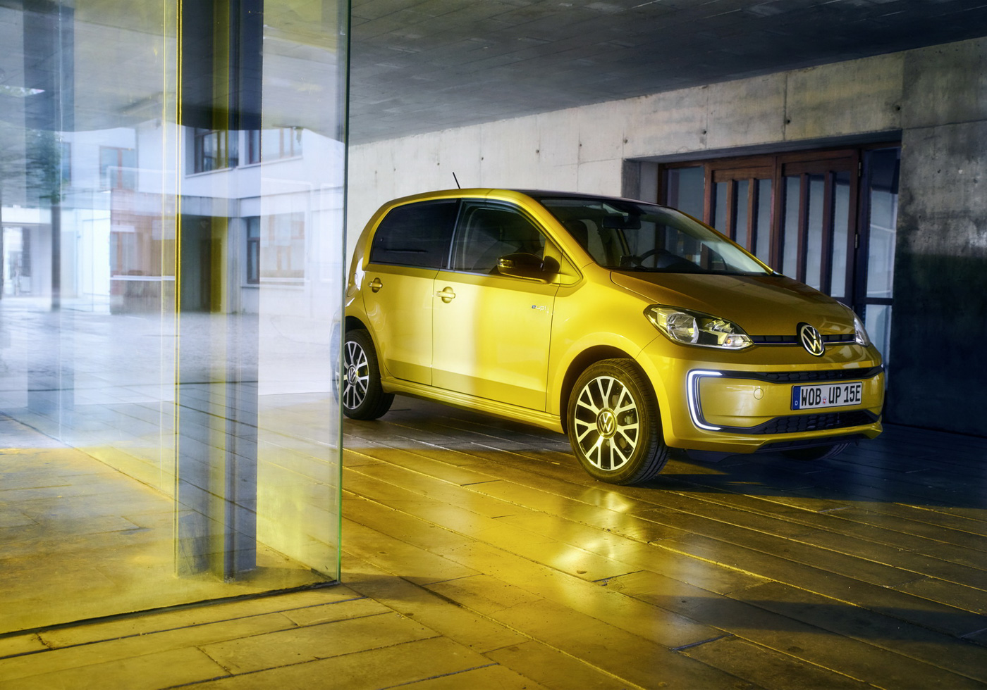 Volkswagen e-up! (3).JPG