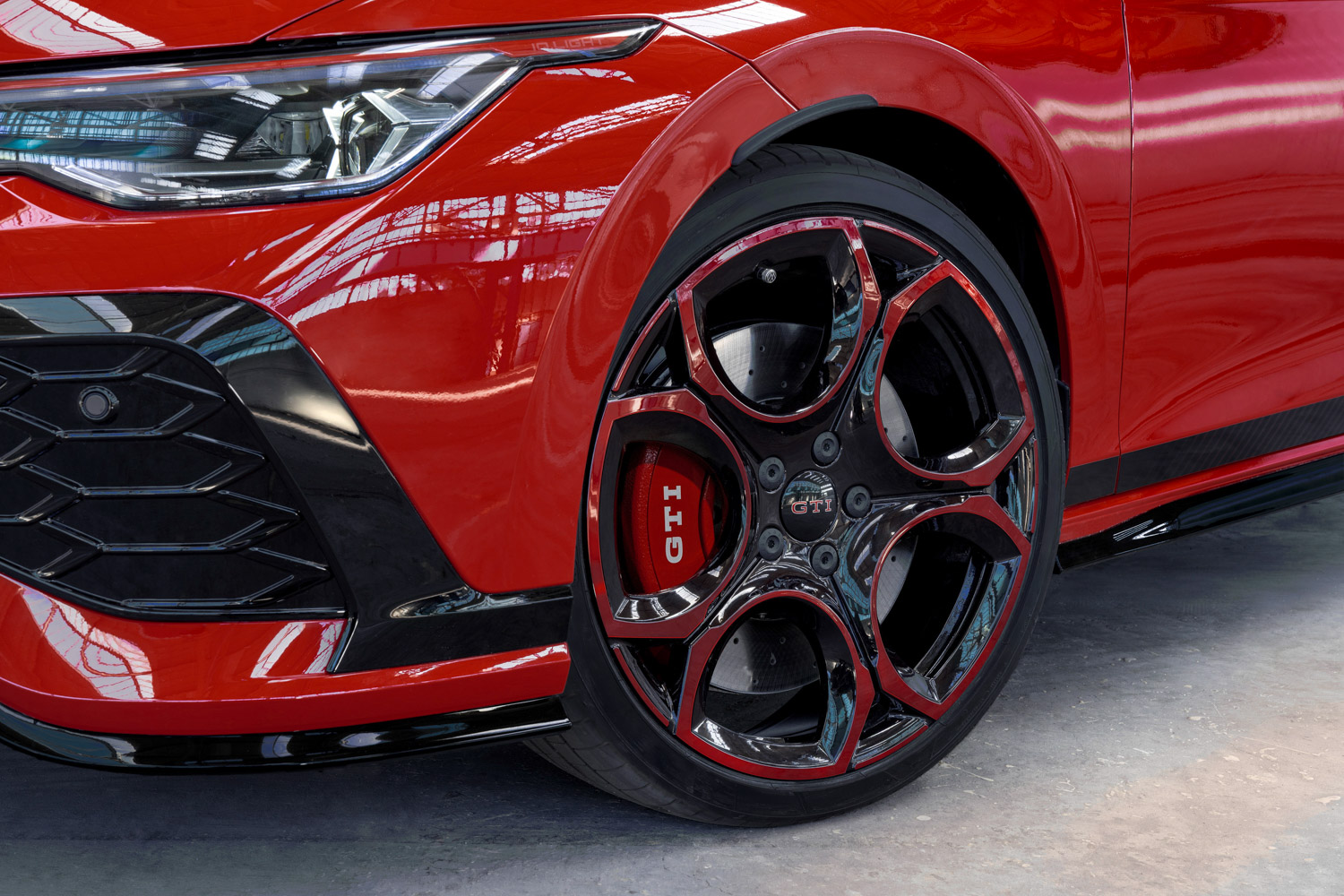 Volkswagen Golf GTI EDITION 50-anh-_13.jpg