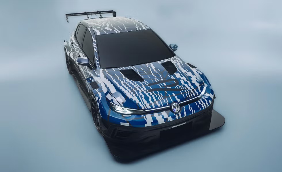 Volkswagen Golf R 24h-anh-3.jpg
