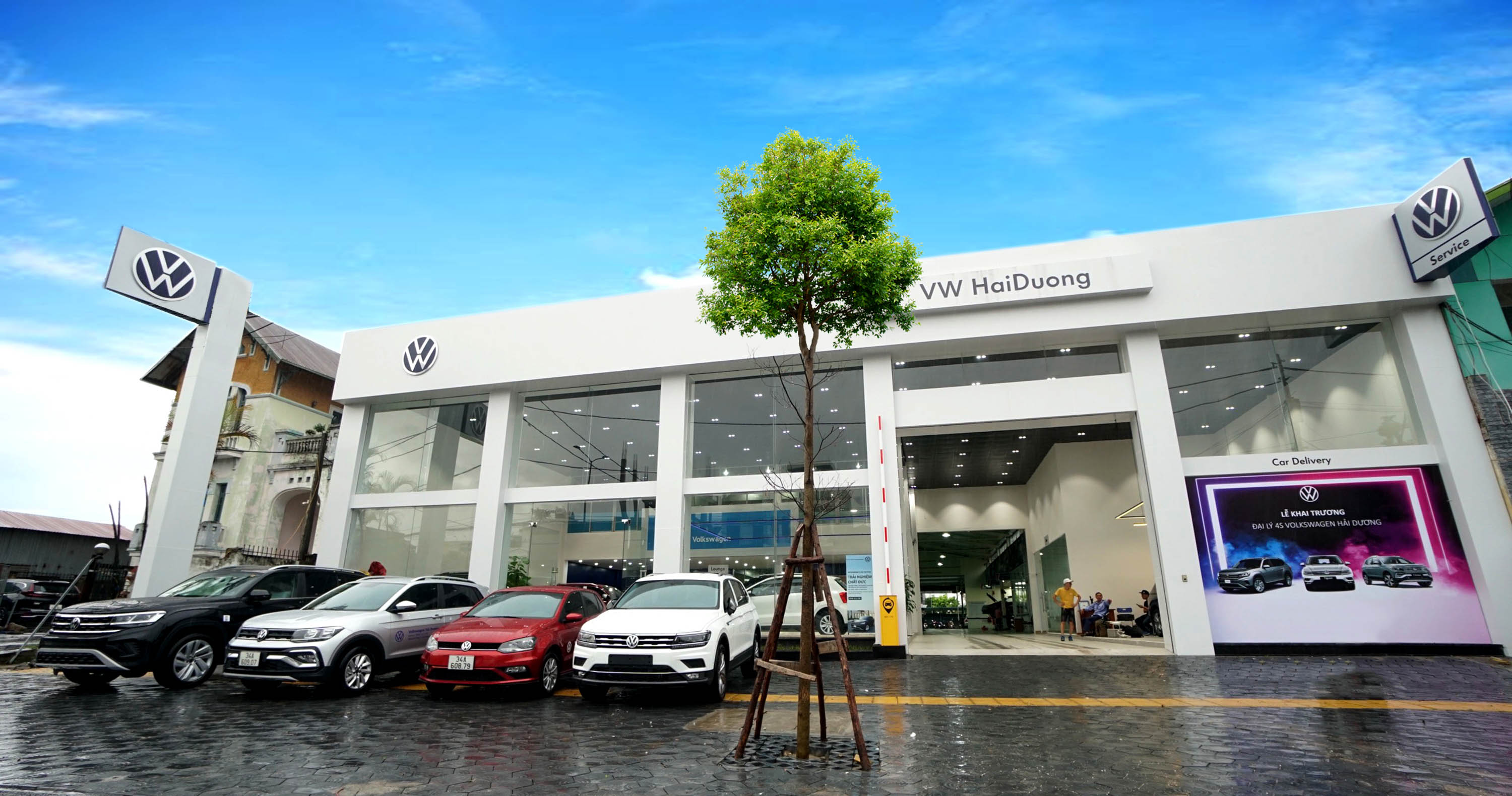 volkswagen-khai-truong-showroom-anh-.jpg