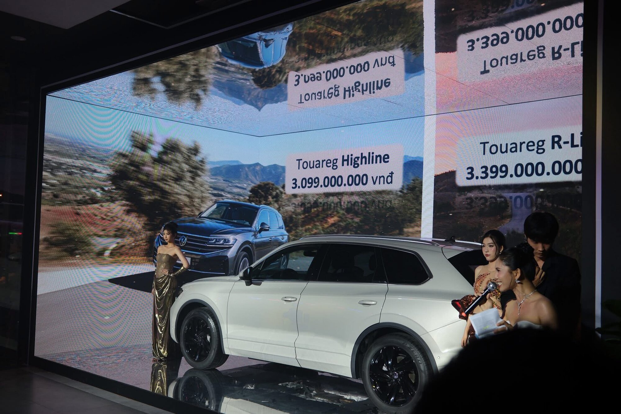 volkswagen-showroom-anh-21.JPG