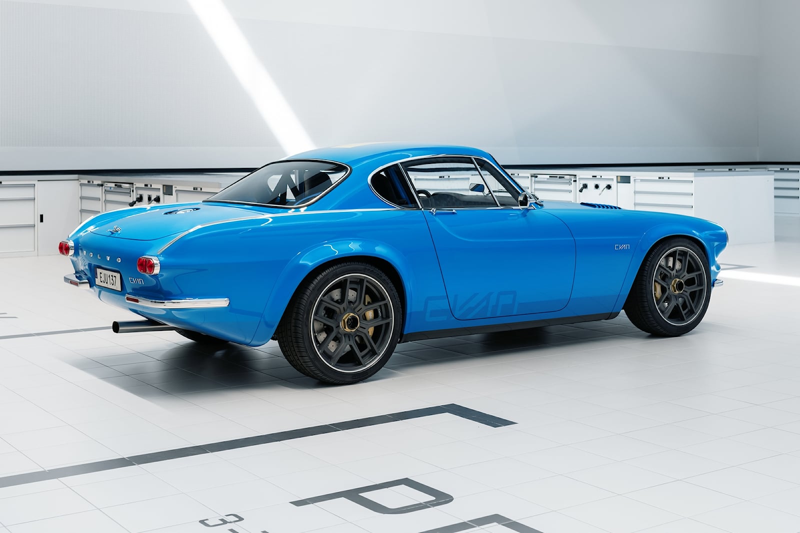 Volvo P1800 (23).jpg