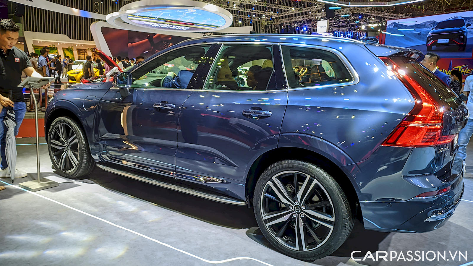 volvo-xc60-recharge-vms2022-05.jpg