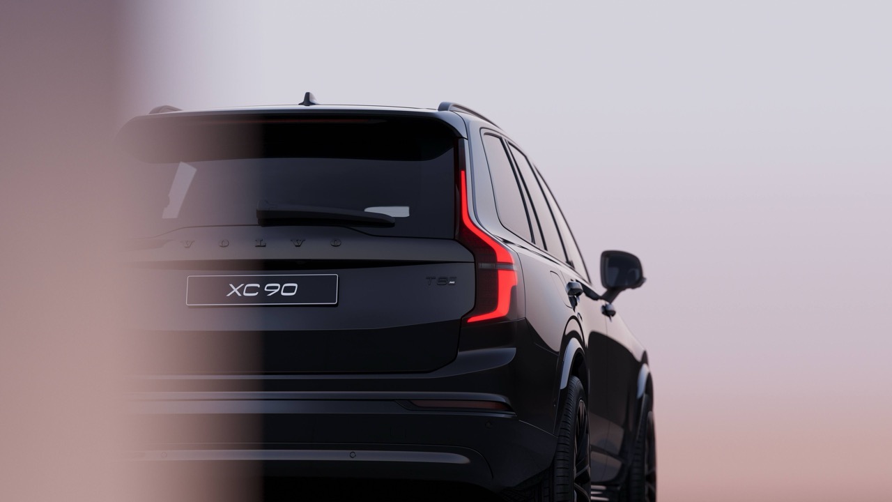 Volvo_XC90_Black_Edition_anh-5.jpeg