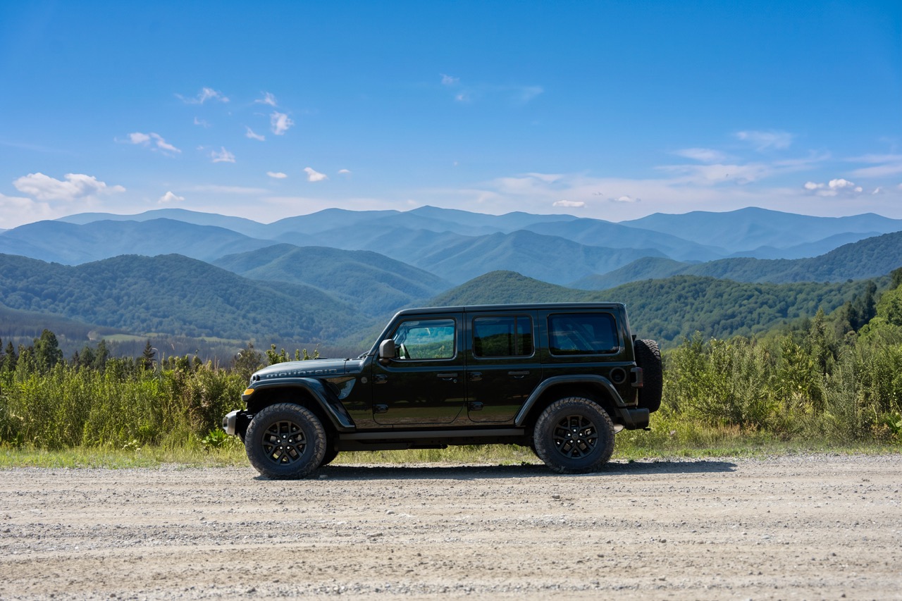 Wrangler Smoky Mountain 2027-anh-3.jpeg