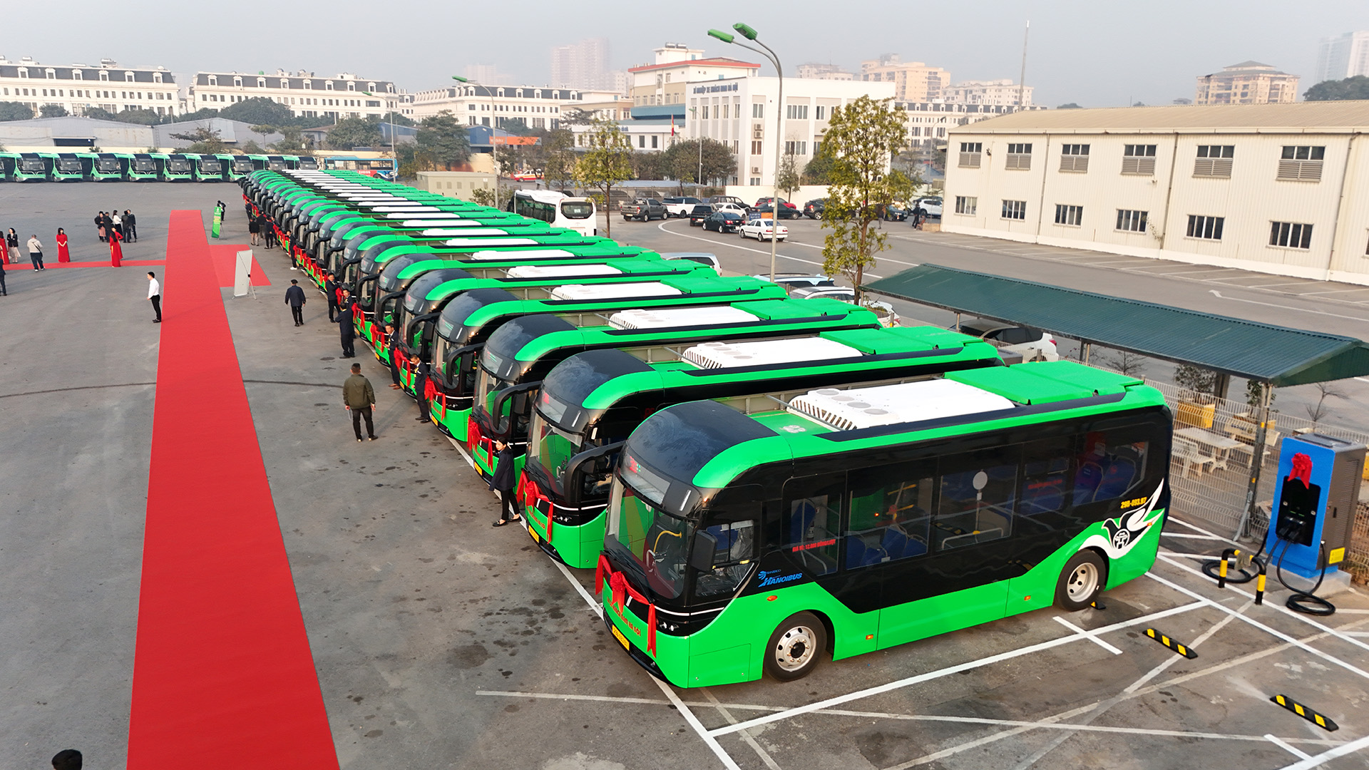 xe bus anh 2.jpg