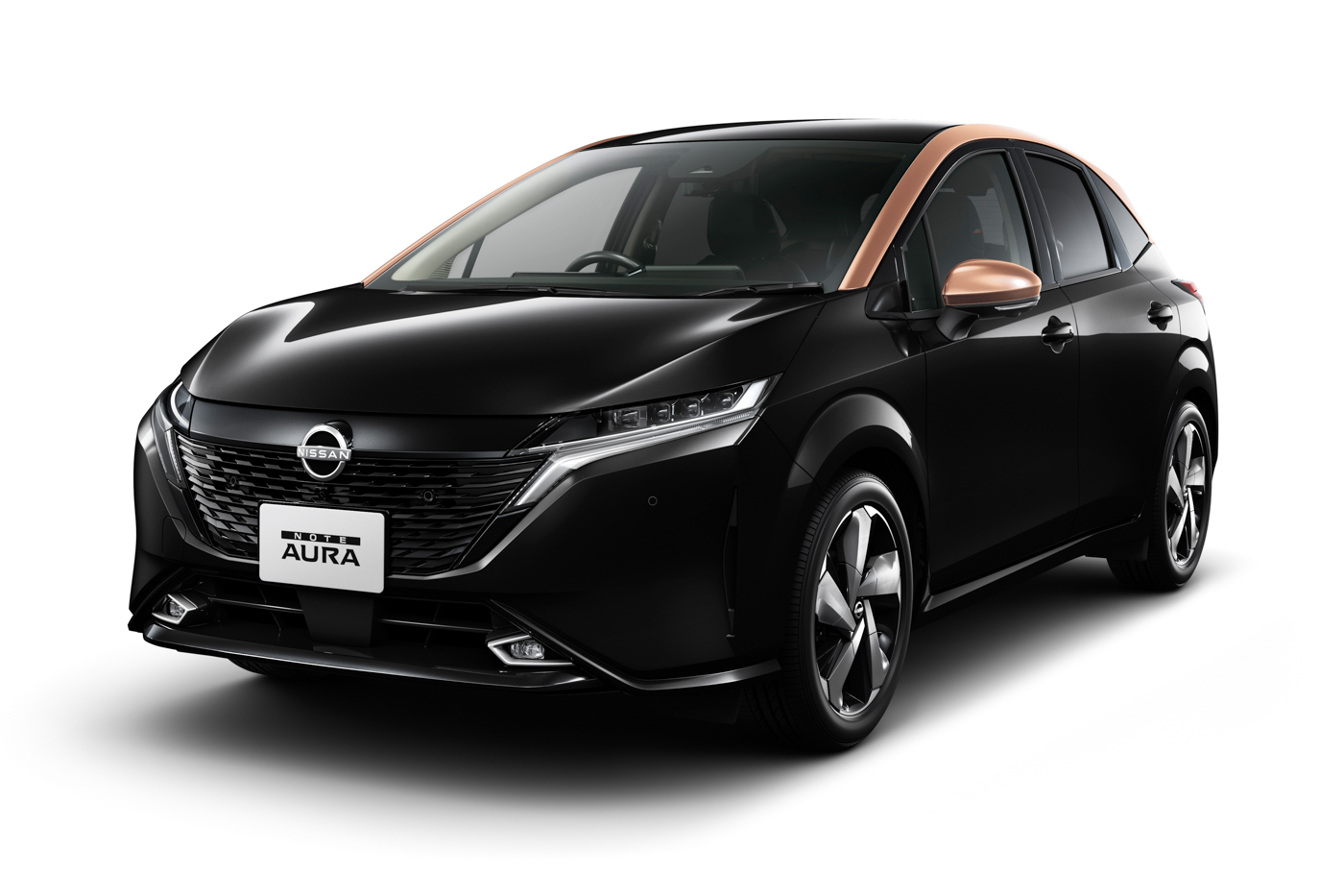 Xe-điện-Nissan-Note-ra-mắt-tại-Nhật-Bản-4.jpg