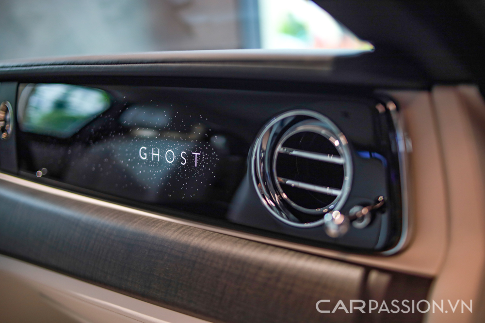xe-rolls-royce-new-ghost-anh-17.jpg