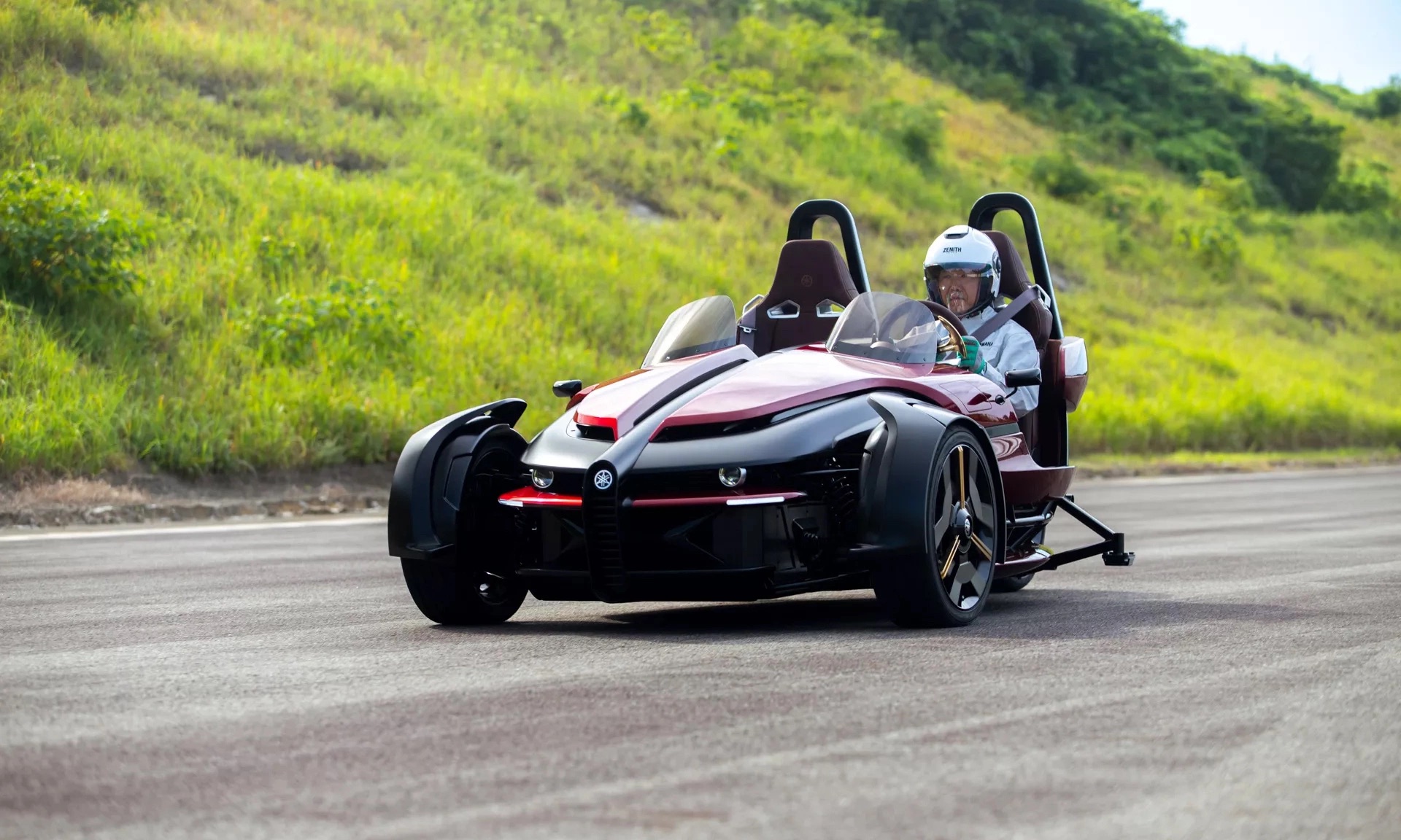 Yamaha-Tricera-3-1961-17602410-4521-9509-1760241293.jpg