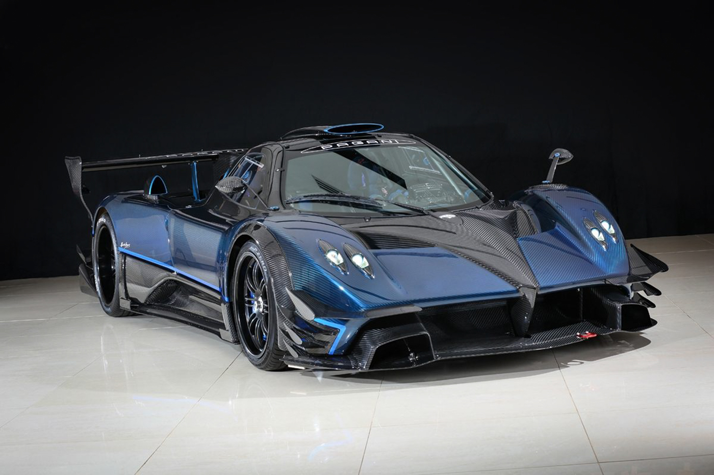 Zonda Revolucion (8).JPG