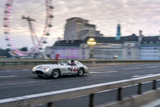 Mercedes-Benz 300 SLR (5).jpg