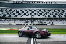 MX-5 Miata 35th AE anh  (3).jpg