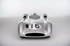 Mercedes-Benz W 196 R 1954 anh  (4).jpg