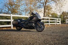 25 Honda Gold Wing_Matte Black Metallic_Beauty 2_1_1 (Medium).jpg