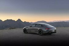 2025-Mercedes-AMG-GT-63-S-E-Performance-14-2048x1366 (Medium).jpeg