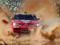 mitsubishi-dakar-anh-2.jpg