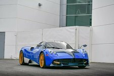 Pagani-Huayra-For-Sale-9.jpeg