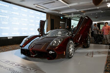 pagani-utopia-roadster-singapore-2-52476.jpg