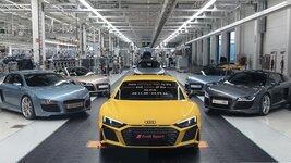 Audi-r8-phev-lamborghini-anh-7.jpg