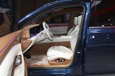 Hongqi_H9_15.jpg