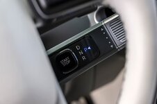 2025-hyundai-ioniq-9-interior-104-673505d54e9d1.jpg