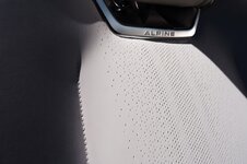 Alpine-A390-anh-50.jpeg