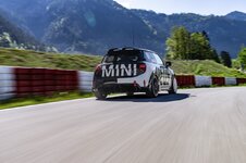MINI John Cooper Works và Bulldog Racing anh 16.jpeg