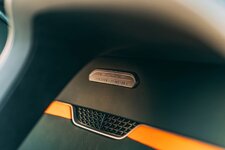 Bentley_Batur_Convertible_Debut_9.jpg