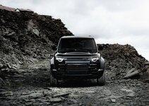Defender OCTA Black anh -1.jpeg