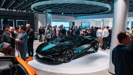 mclaren-walnut-creek-showroom-usa-4.jpeg