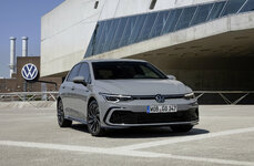 VW Golf 1.5 eTSI R-Line.jpg