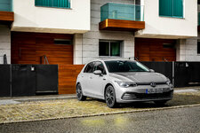 VW Golf 1.5 eTSI Life(2).jpg