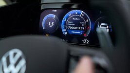 Volkswagen Golf “R” Performance 4Motion anh 13.jpeg
