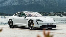 2020-porsche-taycan-123-1569266409.jpg
